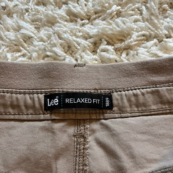 NWT LEE Bermuda shorts - Picture 4 of 6